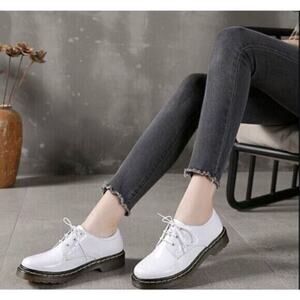BAYQ Women’s Lug Sole Oxfords Low Cut sz 9 euro 41 NEW # box 372